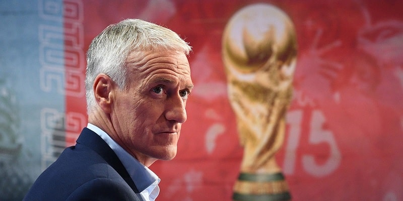 HLV Didier Deschamps là nhà vô địch WC trong cả 2 vai trò