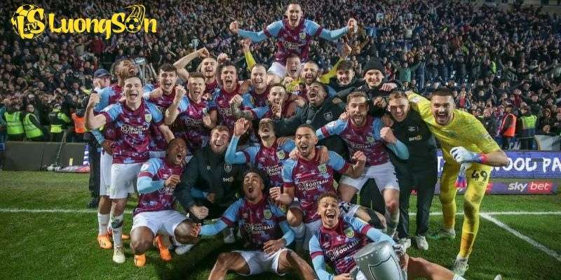 Burnley là CLB lên hạng Premier League tiếp theo